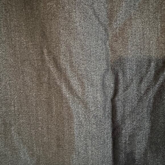 Tahari Women’s Black Knee Length Pencil Skirt Straight Fit Back Slit Size 12 - Picture 4 of 9